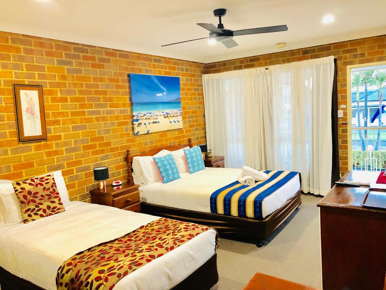 Aussie Rest Motel Сесснок Екстер'єр фото
